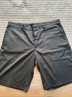 Nike Men's Black Flat Front Performance Shorts